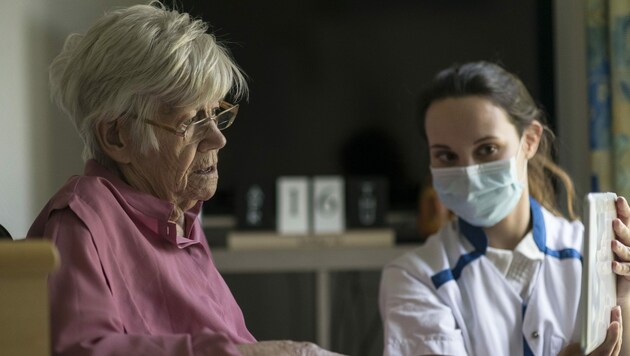 Derzeit ist die Pflege noch herausfordernder als "normal" (Bild: AFP)
