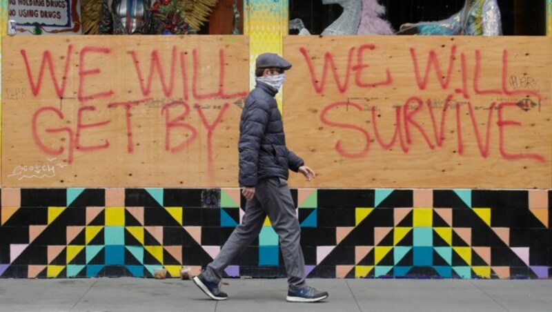 Ein Mann im Stadtteil Haight-Ashbury von San Francisco, USA (Bild: AP)