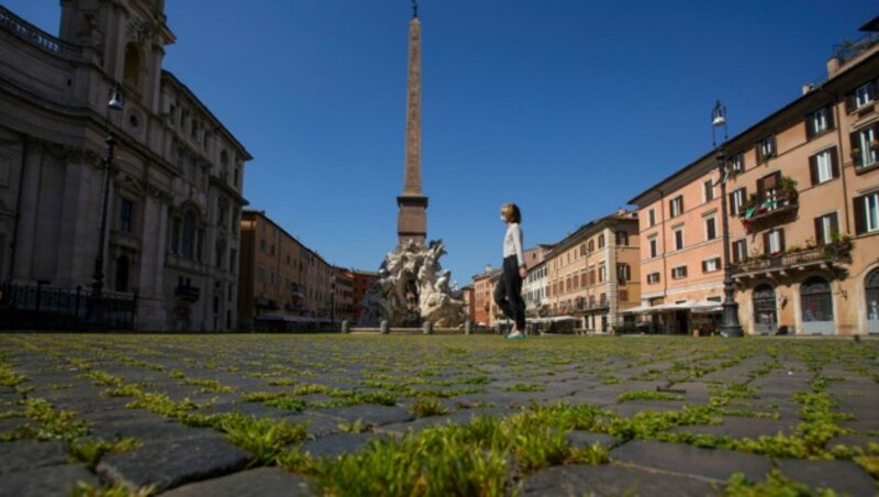 Schritt für Schritt will Italien zurück zur Normalität. (Bild: APA/AP)