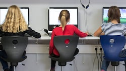 Verständnis über künstliche Intelligenz gehört laut Experten nicht nur in den ...