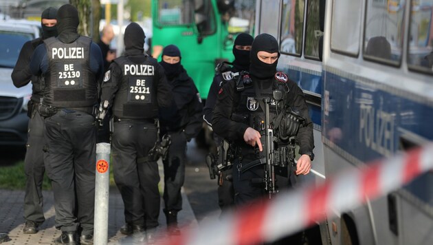 Erst im April hatte es in Deutschland Razzien und ein verbot der islamistischen Hisbollah gegeben. (Bild: APA/dpa/Christoph Soeder)
