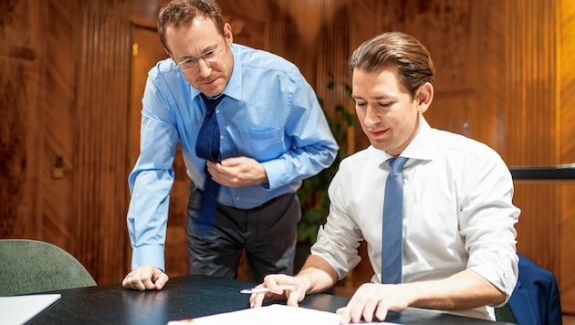 Kanzler Kurz mit Gerald Fleischmann (Bild: Bundeskanzleramt/Arno Melicharek)