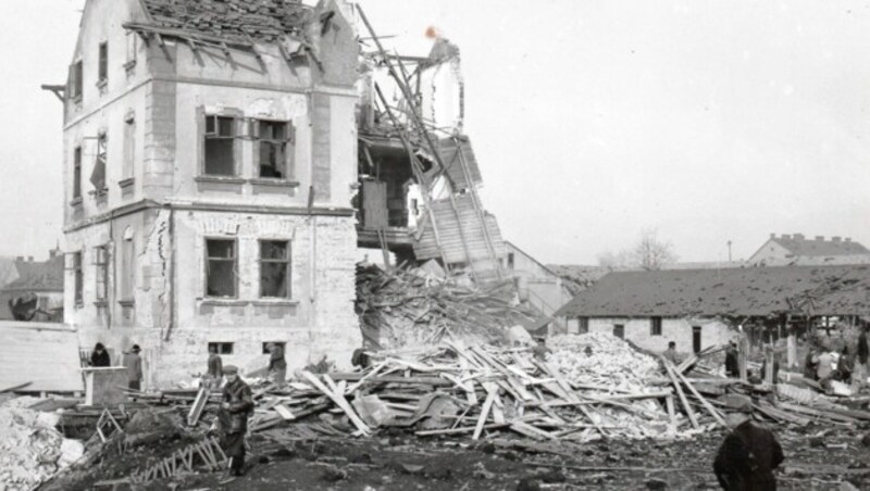 Nach dem Zweiten Weltkrieg galt es, auch die Landeshauptstadt wiederaufzubauen. (Bild: TAÖ/AAvK)