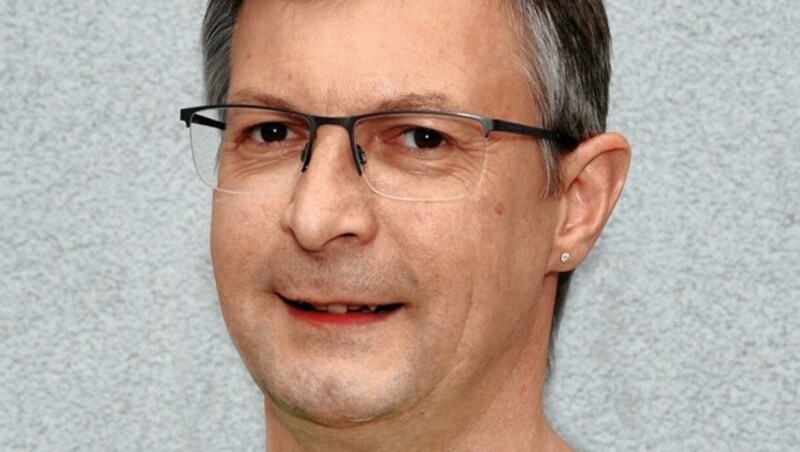 Helmut Krawczikowski, Bilanzbuchhalter, Bergland (NÖ): „Ich bin seit 15. März im Home-Office. Das wäre auch dauerhaft möglich. Doch immer wieder ein paar Tage in der Firma müssten schon sein.“ (Bild: Franz Crepaz)