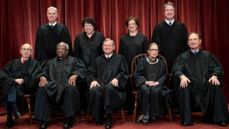 Die neun Höchstrichter des US Supreme Court (Bild: AP)