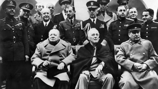 Premierminister Winston Churchill (l.), US-Präsident Franklin Roosevelt (m.) und General Joseph Stalin (r.) (Bild: AFP)