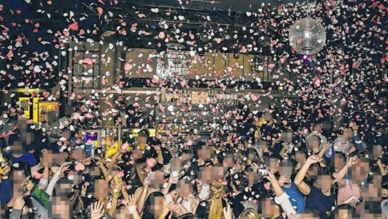 Ein Bild aus noch glücklicheren Zeiten: Ausgelassene Stimmung im Club Felix in Innsbruck. (Bild: Felix)