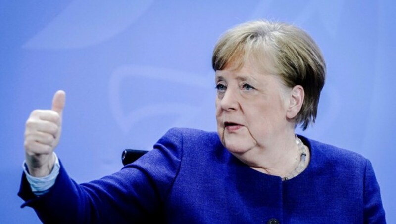 Bundeskanzlerin Angela Merkel möchte auch bei der Grenzöffnung nichts überstürzen. (Bild: APA/POOL/AFP/Kay Nietfeld)