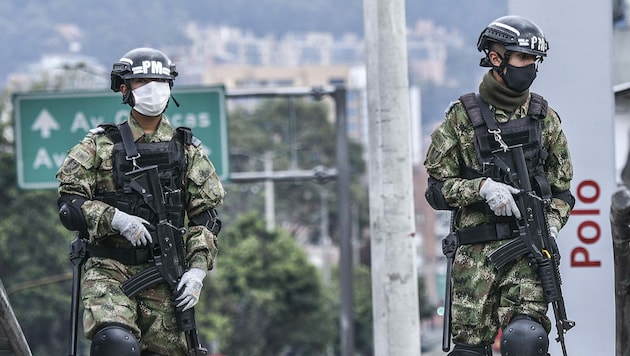 Mindestens 20 Tote bei Militärangriff auf Guerilla-Camp in Kolumbien: Zwei Anführer der ELN unter den Opfern (Bild: AFP)