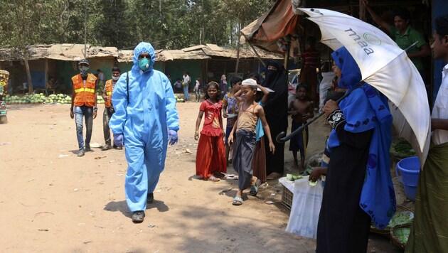Hilfsorganisationen befürchten eine starke Ausbreitung des Coronavirus in Bangladesch. (Bild: AP)