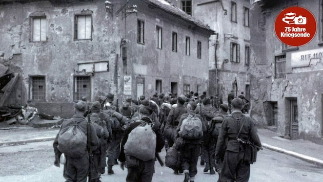 Am 21. Mai ziehen Tito-Truppen in der Karfreitstraße in Klagenfurt ab. (Bild: Landesarchiv Kärnten)