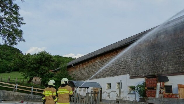 Großbrand am Buchberg in Mattse (Bild: BFKD Flachgau/Dominik Repaski)