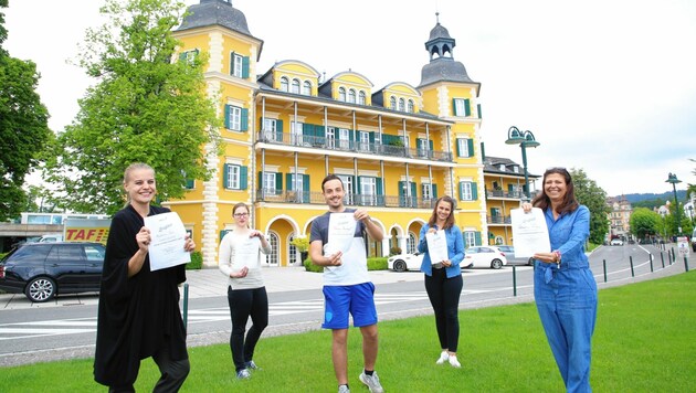 Im Schlosshotel Velden wird gelernt, jeder Mitarbeiter braucht nun ein Corona-Zertifikat. (Bild: Evelyn HronekKamerawerk)