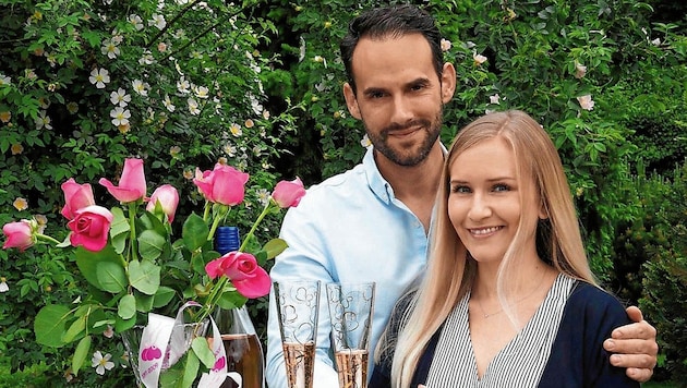 Klaus und Magdalena: Echter Liebe kann eben auch die Corona-Krise nichts anhaben. (Bild: Moser Gabriele)