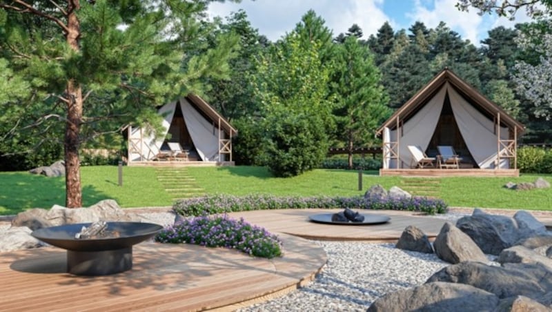 Die luxuriösen Chalets sind von großzügigen Spiel- und Wasseranlagen umschlossen. (Bild: Petzencamping Pirkdorfer See)