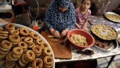 In Italien sollen Schulen wegen religiöser Feste wie dem Ramadan (Bild) nicht mehr schließen dürfen. (Bild: APA/AFP/MOHAMMED ABED)