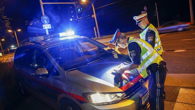 Salzburger Polizei kontrollierte den Verkehr (Bild: Tschepp Markus)