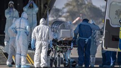 In Chiles Hauptstadt Santiago de Chile werden Intensivpatienten ausgeflogen, um wieder Platz für neue Covid-19-Patienten zu schaffen. (Bild: AFP)