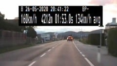 Erwischt: 160 km/h im Ortsgebiet! (Bild: LVA Steiermark)