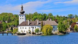 Rund um Schloss Orth im Bezirk Gmunden gibt´s jetzt einen Corona-Hotspot (Bild: Reinhard Hörmandinger)