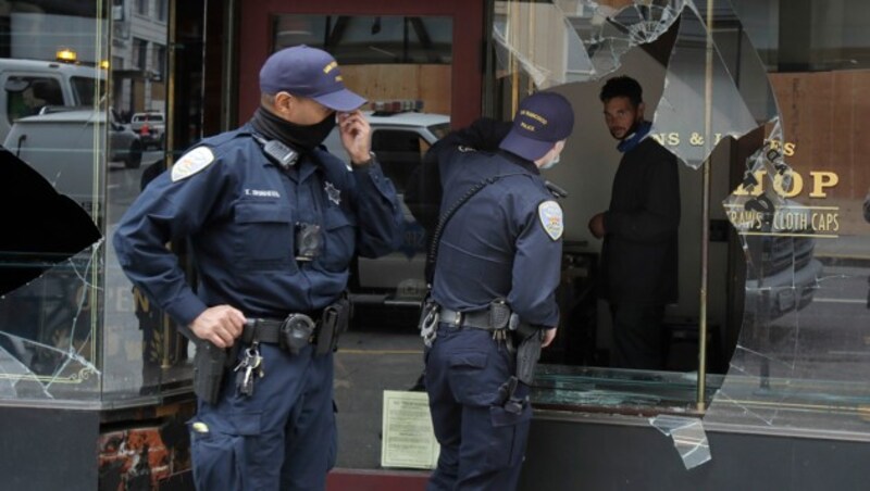 Eingeschlagene Schaufenster in San Francisco (Bild: Copyright 2020 The Associated Press. All rights reserved)