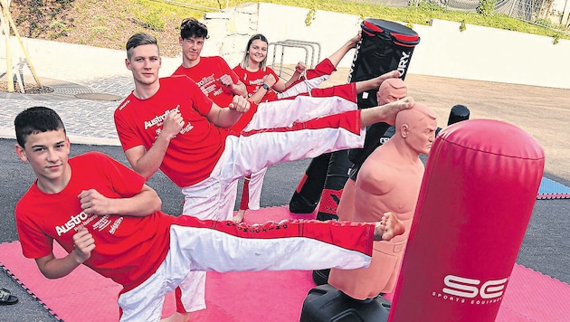 Kickboxer trainieren nun auf dem Dorfplatz in St. Egyden (Bild: Sobe Hermann)