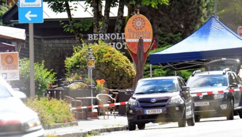 Vor diesem Café in Drobollach wurde die 56-jährige erschossen. (Bild: Sobe Hermann)