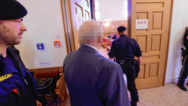 Der 71-Jährige wurde im „Top Secret“-Verfahren zu drei Jahren Haft verurteilt. (Bild: Markus Tschepp)