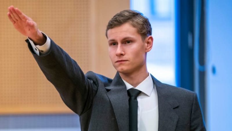 Philip Manshaus fiel schon bei der Anhörung durch Nazi-Gesten im Gerichtssaal auf. (Bild: AFP)