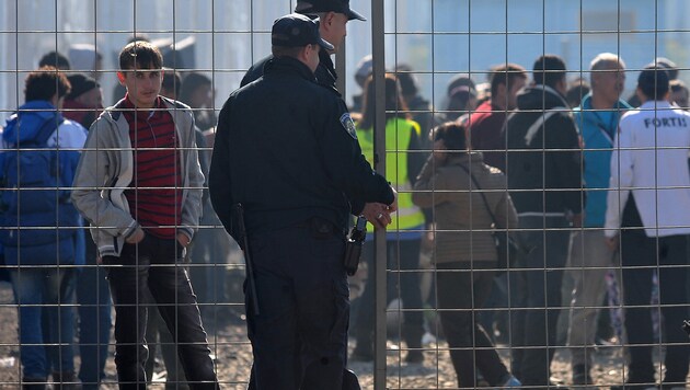 Kroatische Polizisten (Bild: AFP)