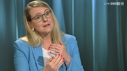 Wirtschaftsministerin Margarete Schramböck (ÖVP) in der „Pressestunde“ (Bild: Screenshot/ORF)