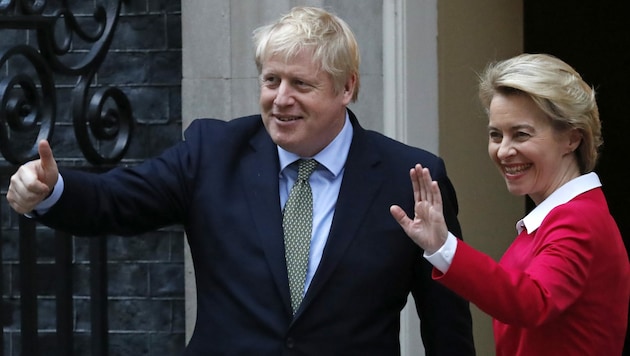 Der britische Premier Boris Johnson und EU-Kommissionspräsidentin Ursula von der Leyen - kein Fingerbreit Bewegung (Archiv-Foto aus dem Jänner 2020). (Bild: AFP or licensors)