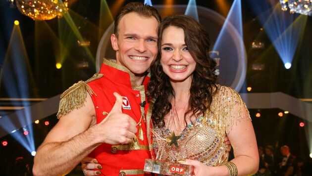 Vadim Garbuzov und Roxanne Rapp (Dancing Stars Sieger 2014) (Bild: ORF)