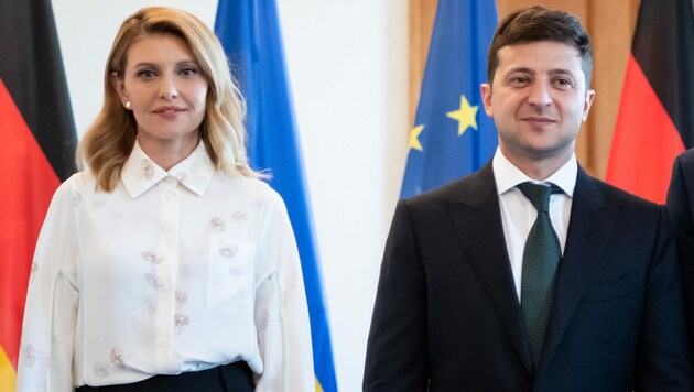 Präsident Wolodymyr Selenskyj und seine Ehefrau Olena Selenska (Bild: AFP)