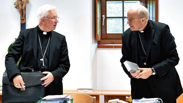 Erzbischof Franz Lackner (li.) und Kardinal Christoph Schönborn (Bild: APA/picturedesk.com/Barbara Gindl)