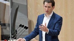 Die Oppositionsparteien zitieren Bundeskanzler Sebastian Kurz (ÖVP) zu einer Sondersitzung in den Nationalrat. (Bild: APA/ROLAND SCHLAGER)