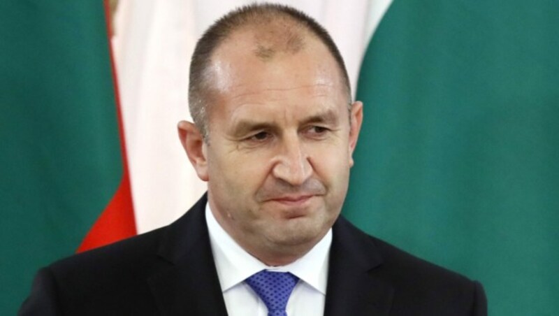 Bulgariens Präsident Rumen Radew (Bild: APA/AFP/POOL/YURI KOCHETKOV)