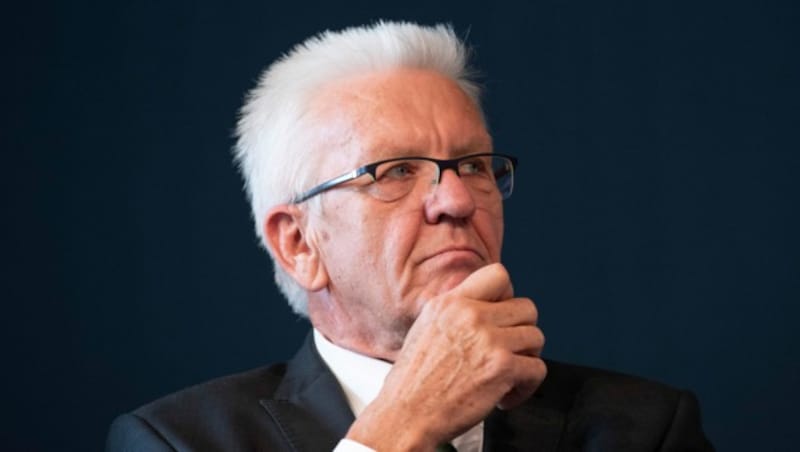 Der baden-württembergische Ministerpräsident Winfried Kretschmann (Bild: APA/AFP/THOMAS KIENZLE)