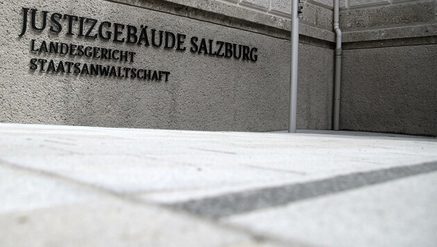 Verhandlung im Salzburger Justizgebäude (Bild: Tröster Andreas)