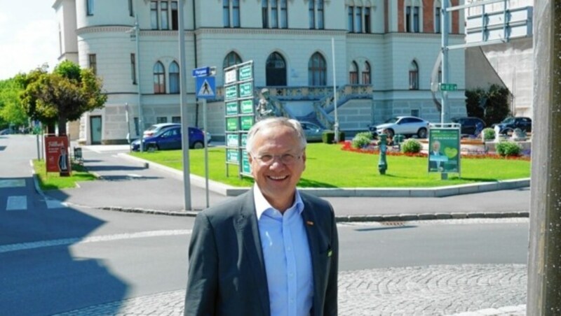 Hängt eine Periode dran: Feldbachs Bürgermeister Josef Ober. (Bild: Sepp Pail)