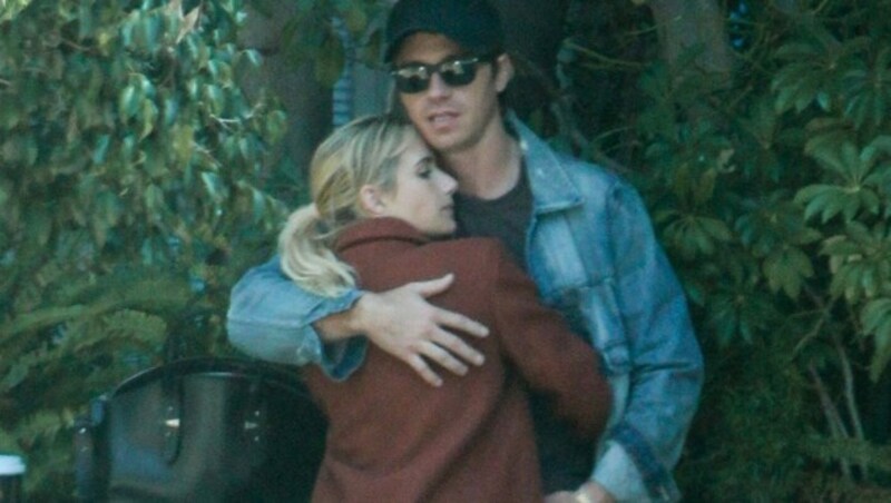 Emma Roberts mit ihrem Freund Garrett Hedlund (Bild: www.PPS.at)