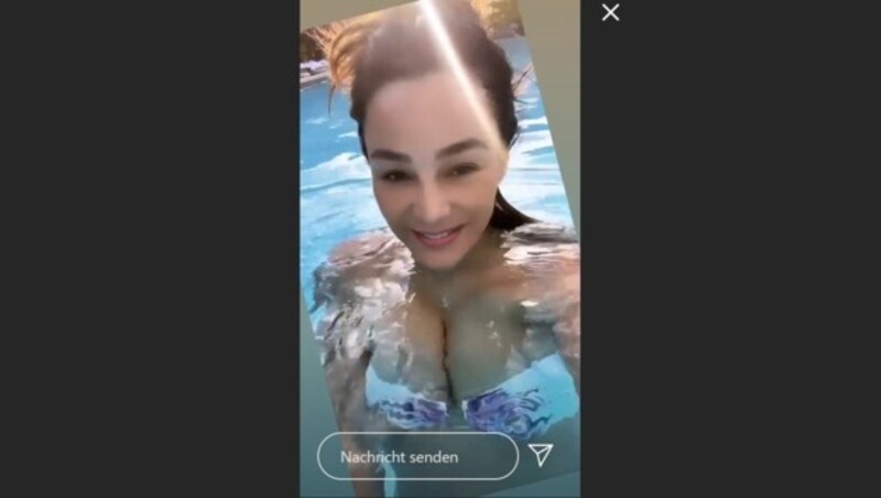 Verona Pooth beim Planschen im Pool des Stanglwirts in Going. (Bild: instagram.com/verona.pooth)