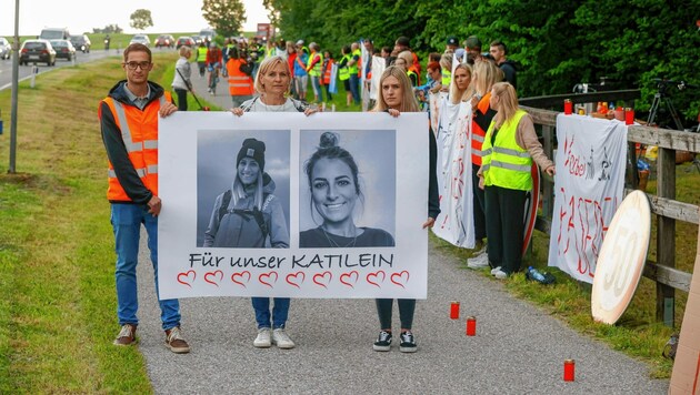 Mutter Sabine Koch-Peterbauer will auch nach der Mahnwache in Eugendorf weiterkämpfen. (Bild: Markus Tschepp)