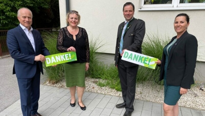 ÖVP-Bezirksparteiobmann Landesrat Hans Seitinger, Eva Schmidinger (Pernegg), Hubert Lenger (Aflenz) und LAbg. Cornelia Niesenbacher (Bild: kk)