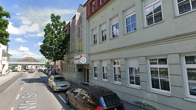 Die Sportmittelschule Tulln (Bild: Google Street View)