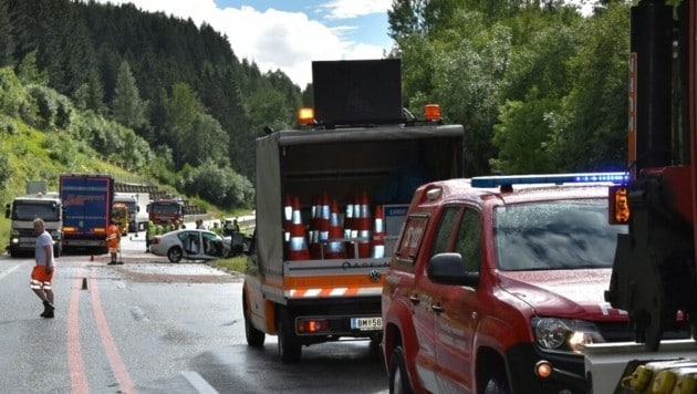 Der tödliche Unfall ereignete sich am Montag bei Mitterdorf im Mürztal auf der S6. (Bild: BFVMZ Pusterhofer)
