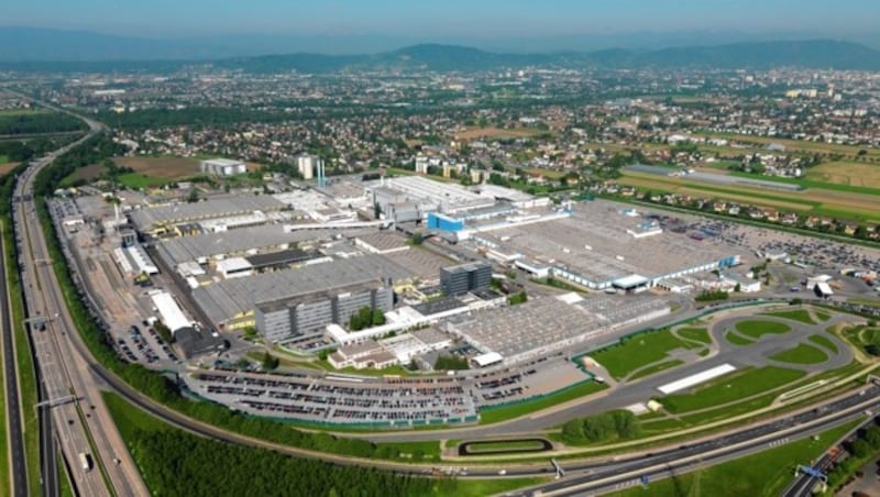 Rund 9000 Mitarbeiter sind aktuell bei Magna in Graz beschäftigt. (Bild: Bild-Hauer)