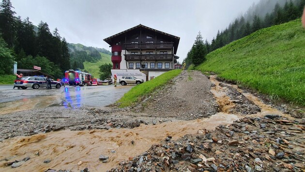 In Mittersill wurde ein Keller eines Hotels geflutet. (Bild: Freiwillige Feuerwehr Mittersill)