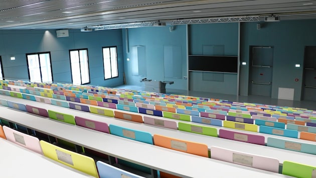 Die Hörsäle an der Uni Graz bleiben dieses Semester weitgehend leer. (Bild: Julian Bernögger)