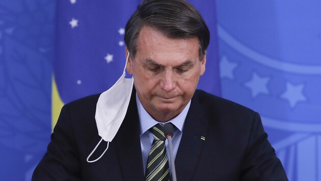 Brasiliens Präsident Jair Bolsonaro hat sich mit dem neuartigen Coronavirus infiziert. (Bild: AFP)
